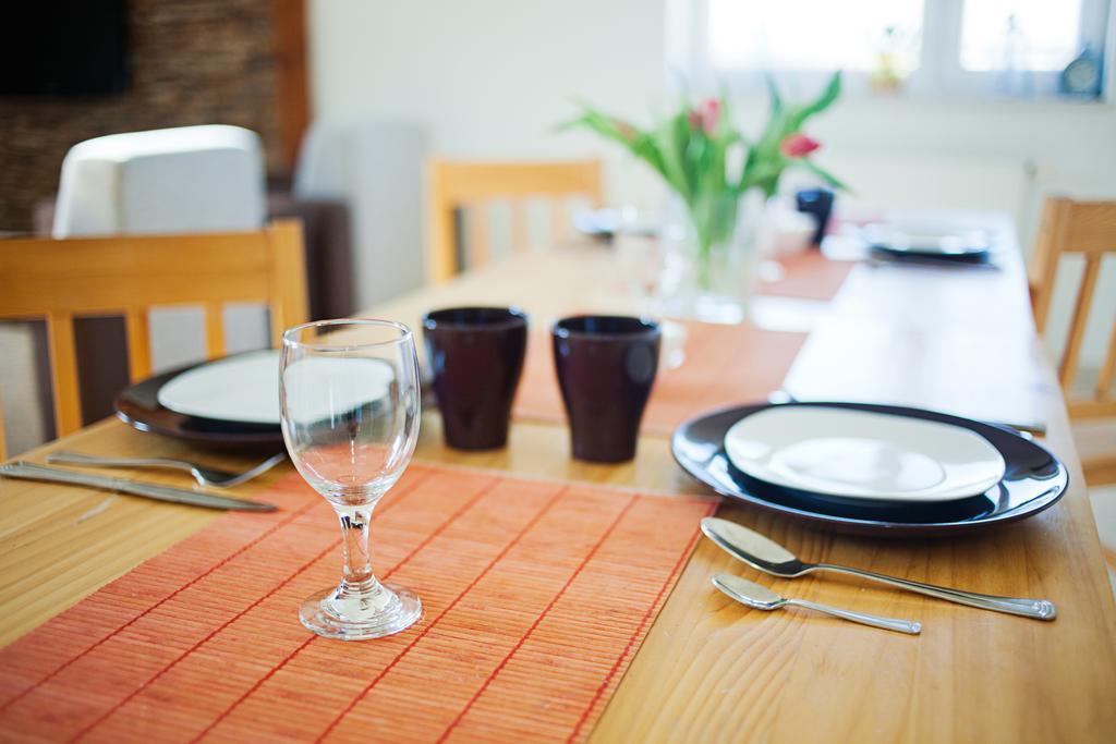 Apartament Sloneczny ウストカ 部屋 写真